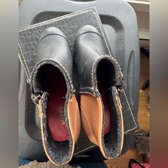 Fun Sorel heeled boot in EUC - Picture 5 of 16